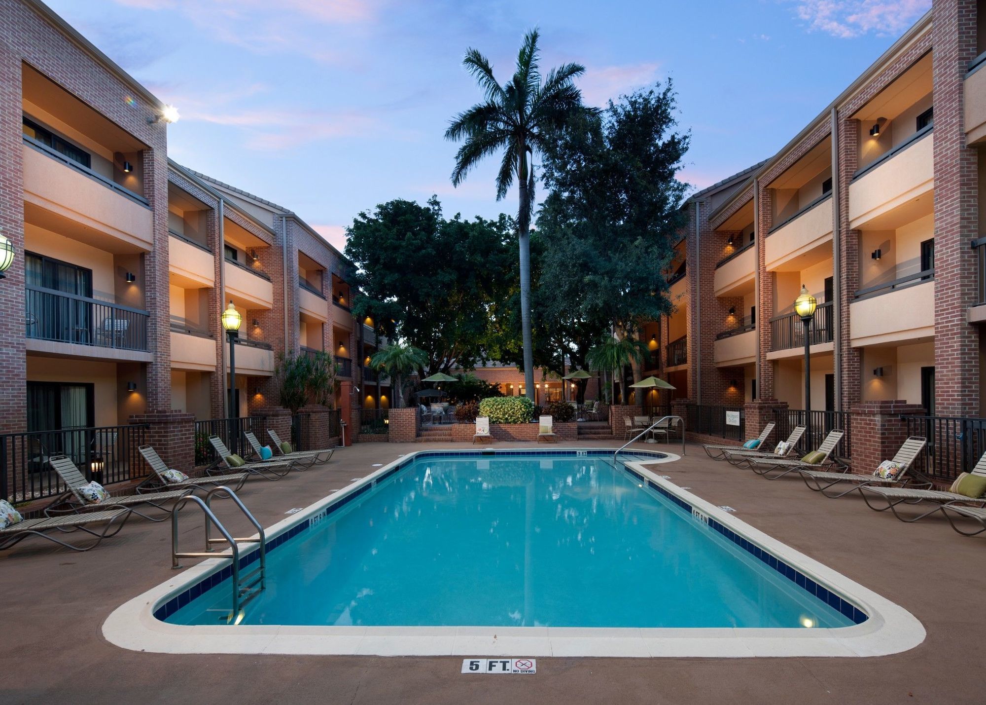 Courtyard By Marriott Fort Lauderdale City Of Plantation Eksteriør bilde